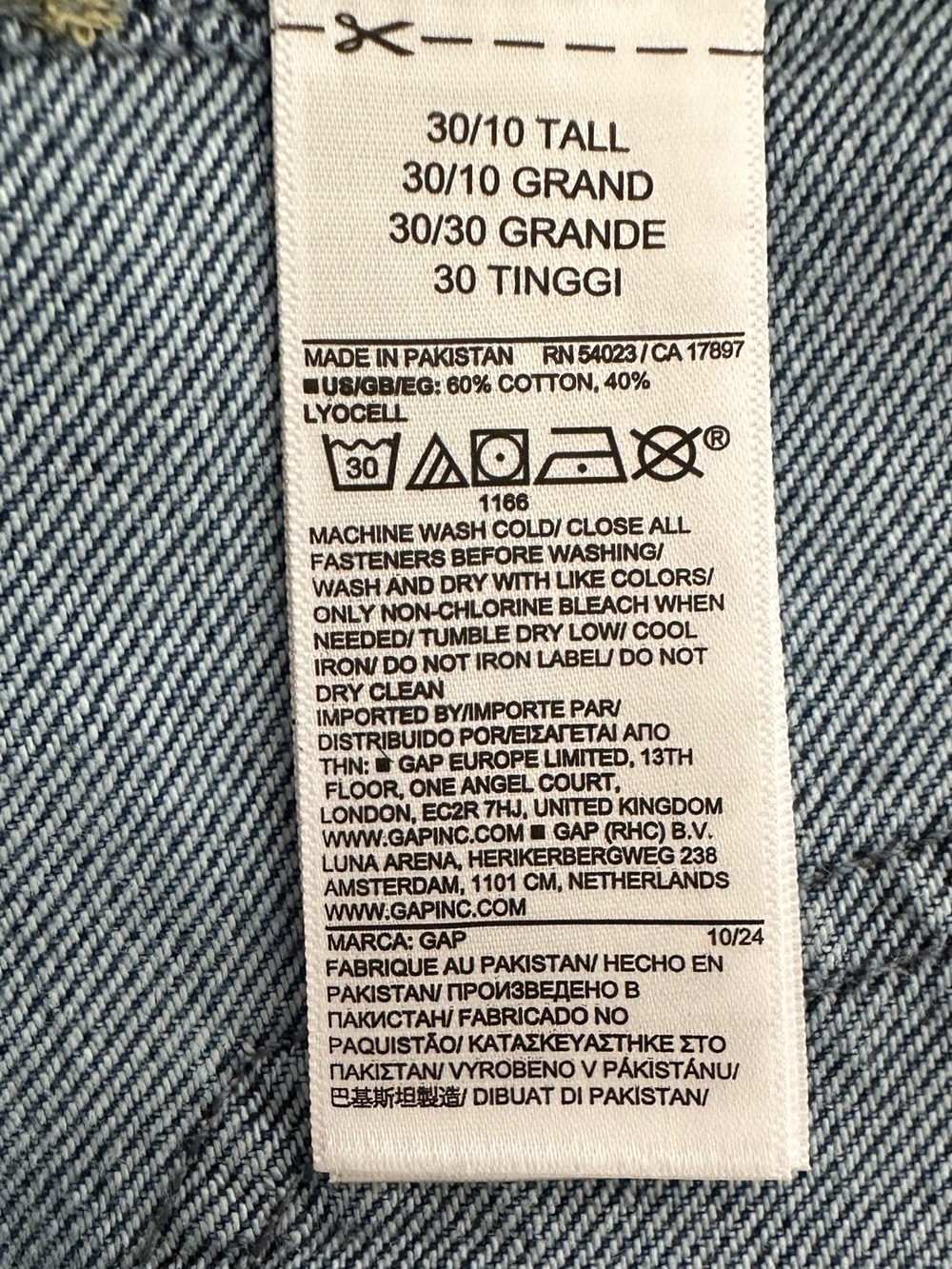 New Gap Mid Rise UltraSoft Wide Leg Baggy Jeans
Size 10 Tall Relaxed Slouchy Y2K - Picture 9 of 13